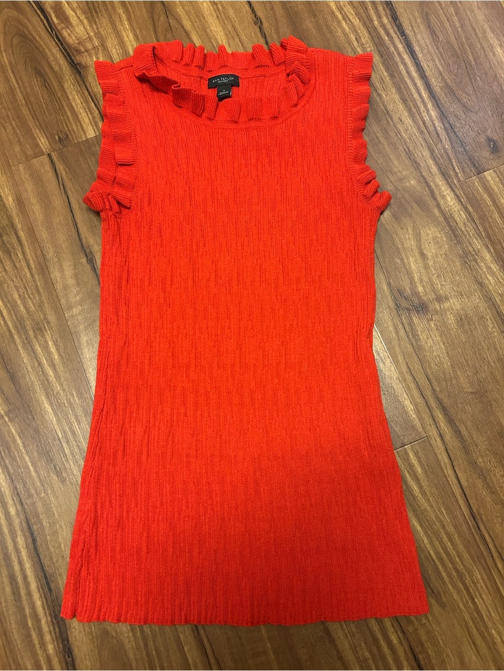 Ann Taylor Bright Red Sleeveless Sweater Rippled Top Ruffled Neck NWT S
